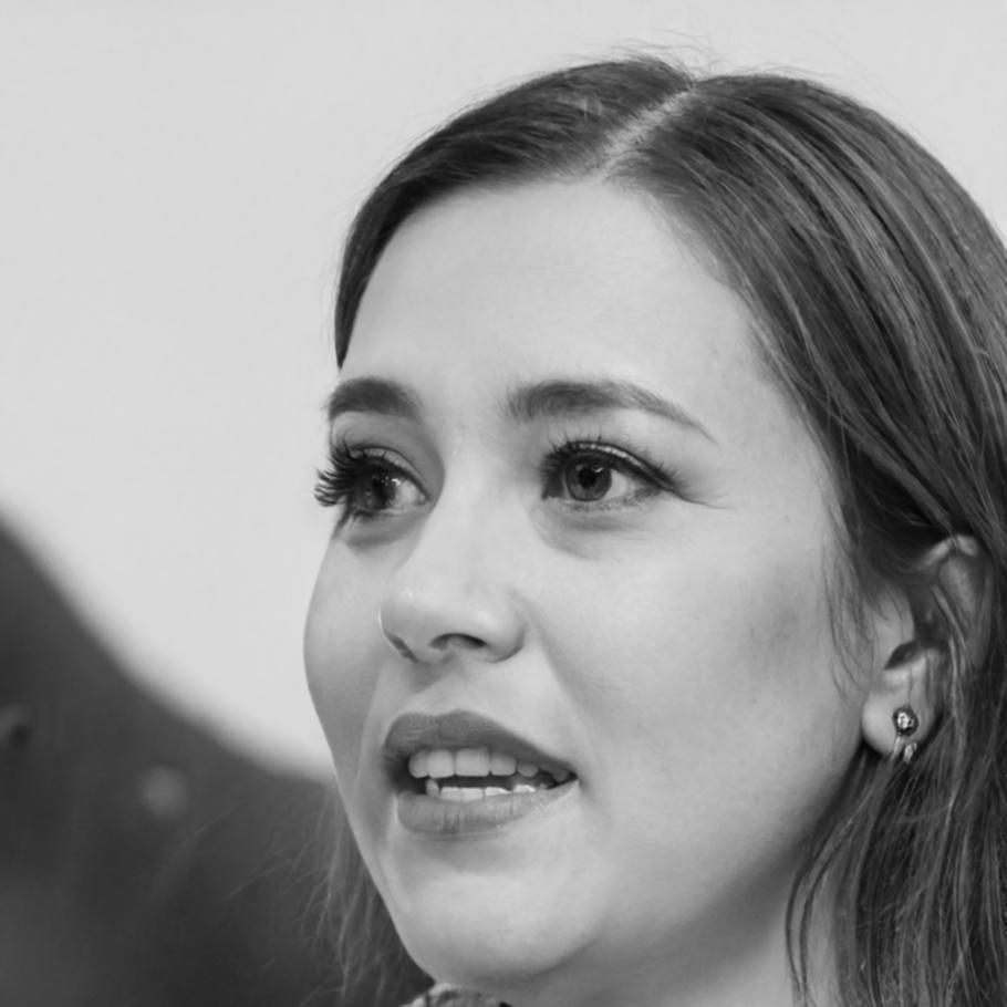 Преподаватель Дана Аманжолова